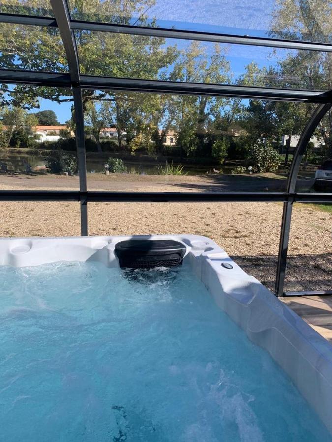 Maison Avec Jacuzzi Proche Plages Avrille  Bagian luar foto